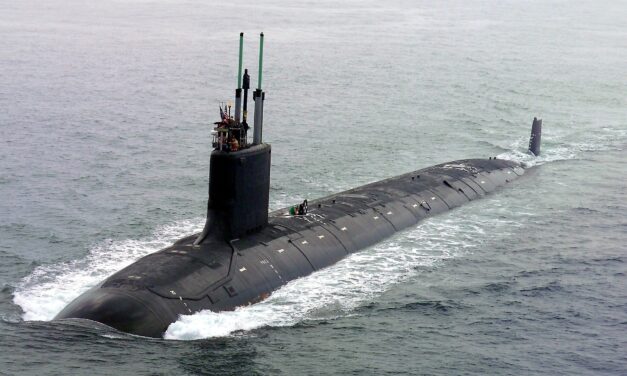 Norsk fiskebåt fick nätet fast i amerikansk atomubåt